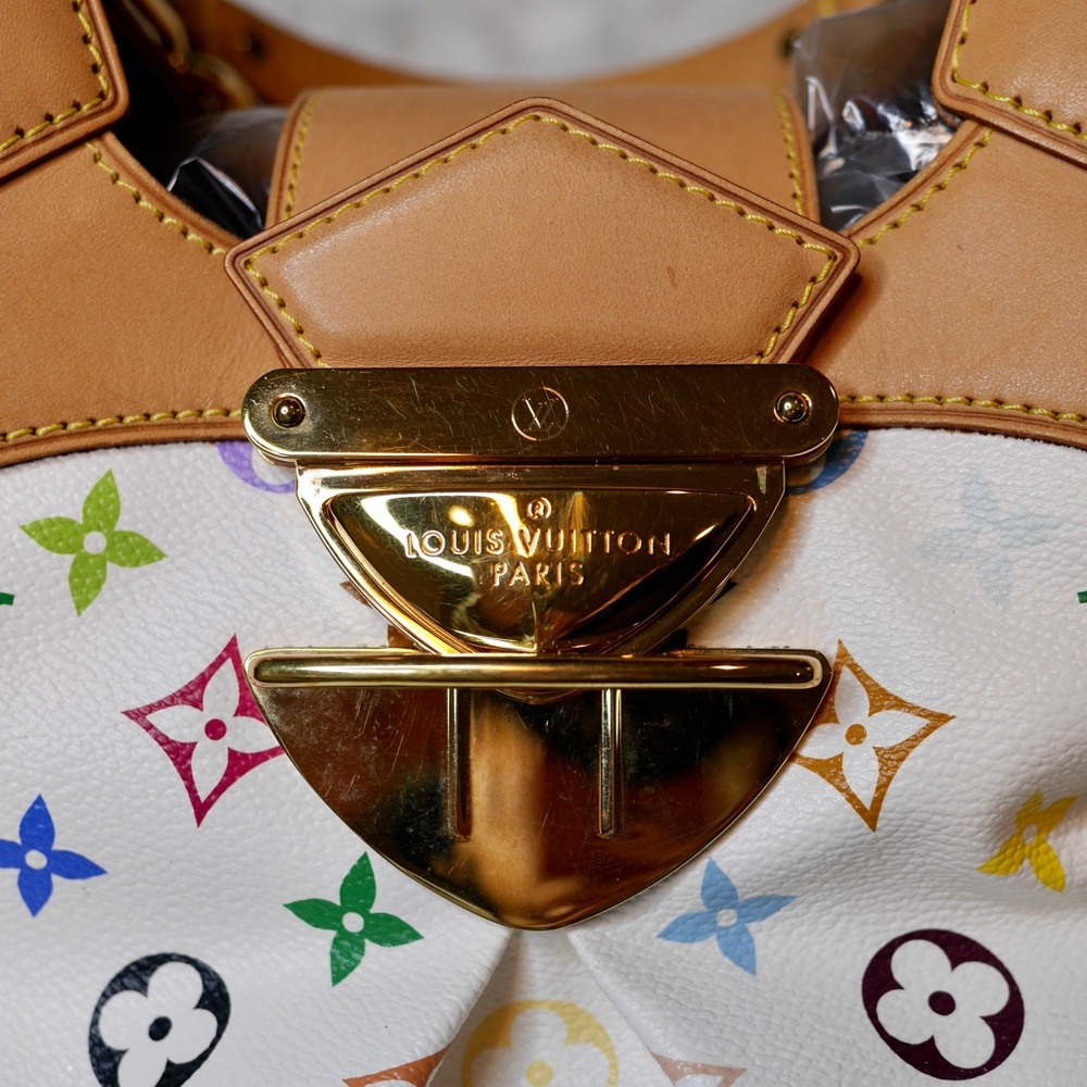 📌SOLD📌LOUIS VUITTON golden chain handbag